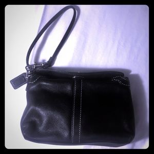 Cole Haan casual wristlet/clutch EUC